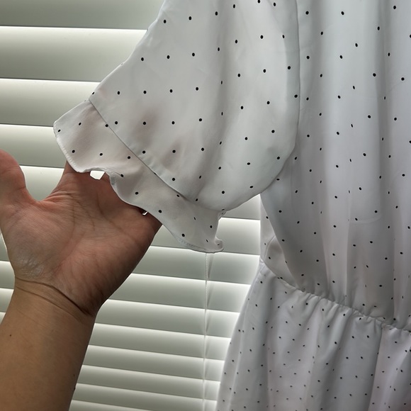 BCBGeneration Polka Dot Faux Wrap Ruffled Mini Black White Dress - Picture 8 of 11